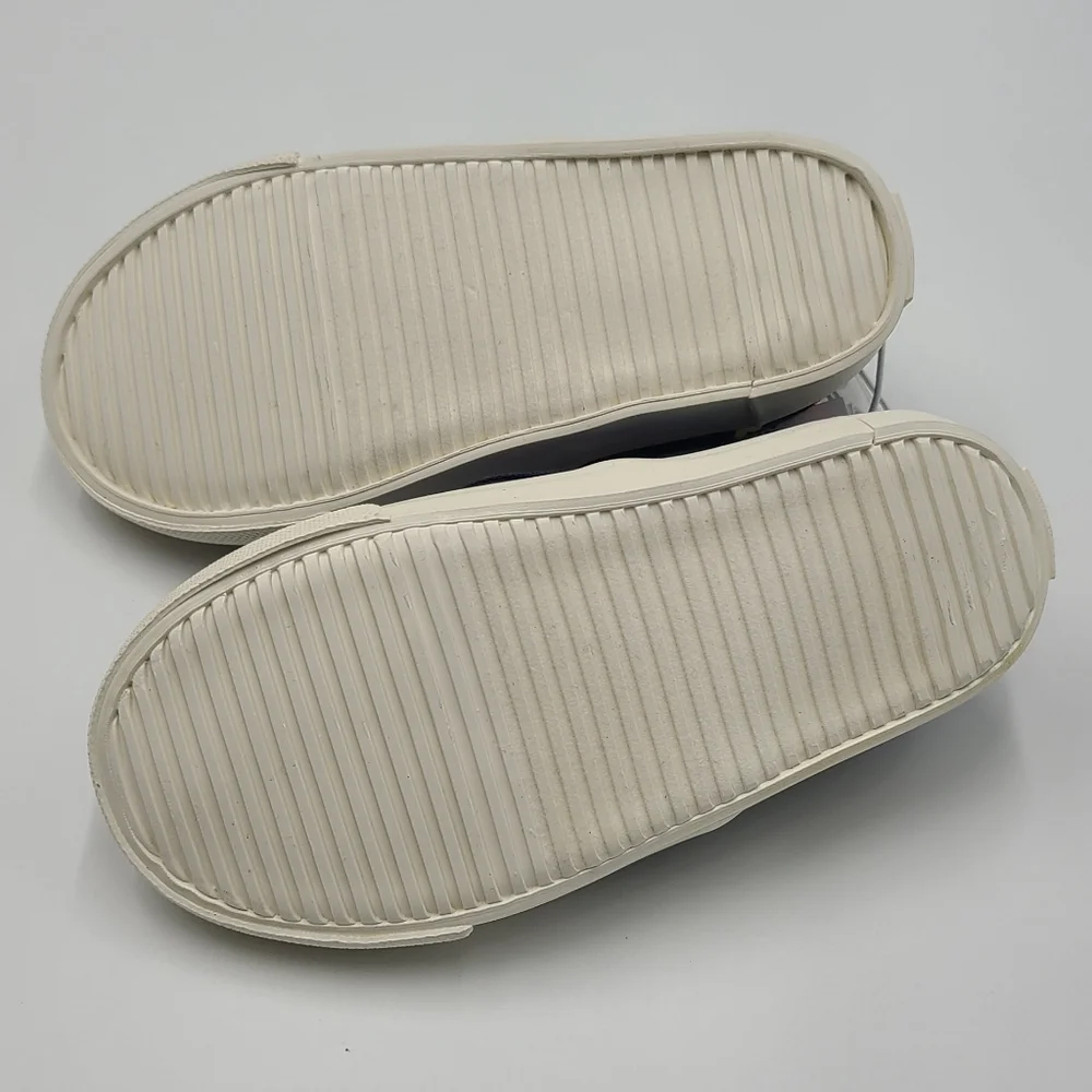 NEW Old Navy girls' slip-on heart shoes size 7